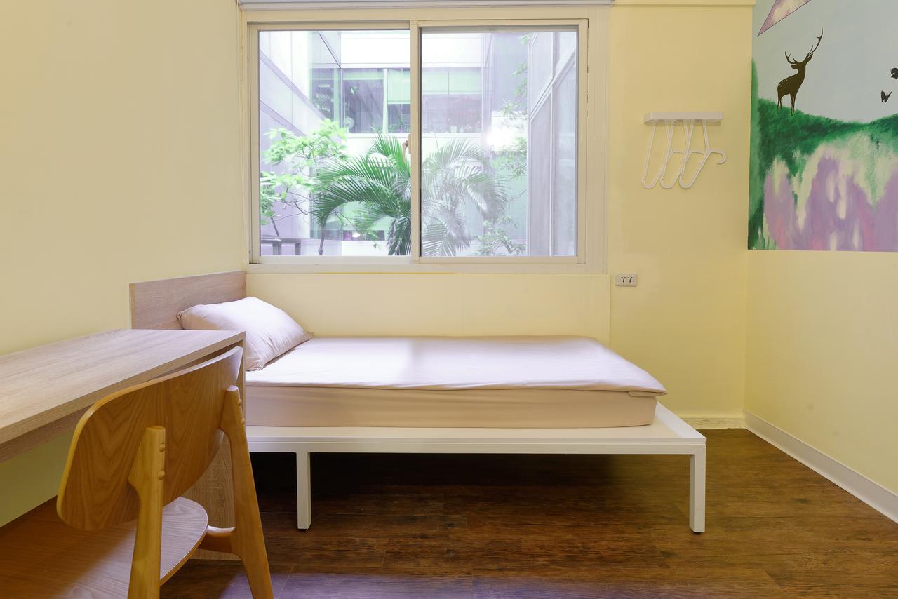 Flip Flop Hostel - Main Station Ταϊπέι Εξωτερικό φωτογραφία