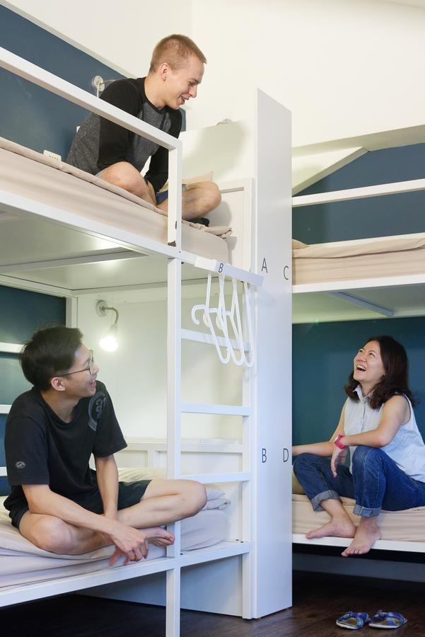 Flip Flop Hostel - Main Station Ταϊπέι Εξωτερικό φωτογραφία